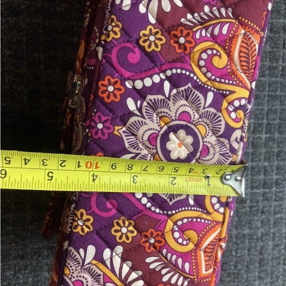 Vera Bradley Attache Messenger Style Bag
"Safari Sunset" - Picture 13 of 13